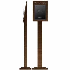 Freestanding Stand with Single Letter Portrait MAGFrame - Product design